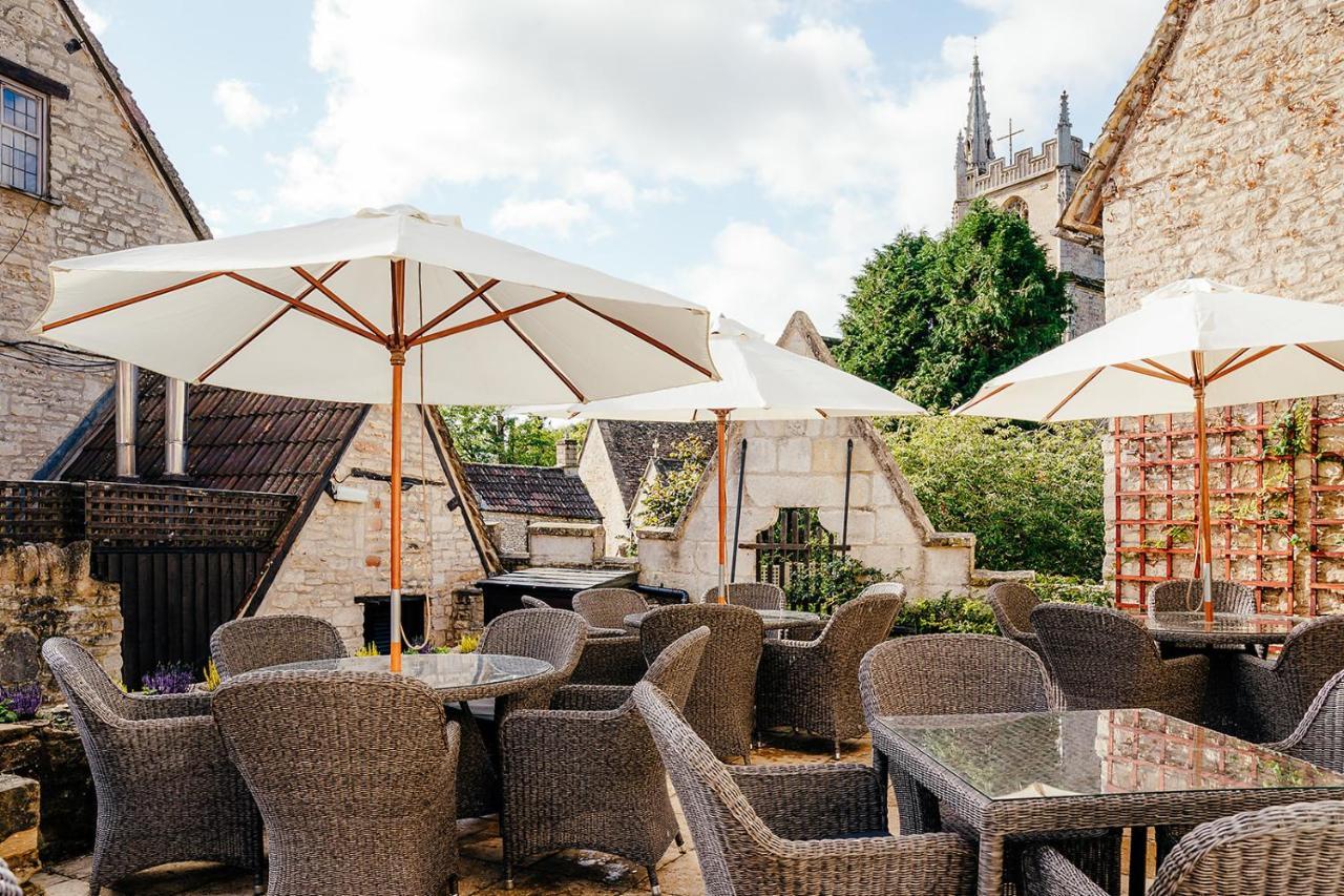 The Castle Inn Касъл Комб Екстериор снимка